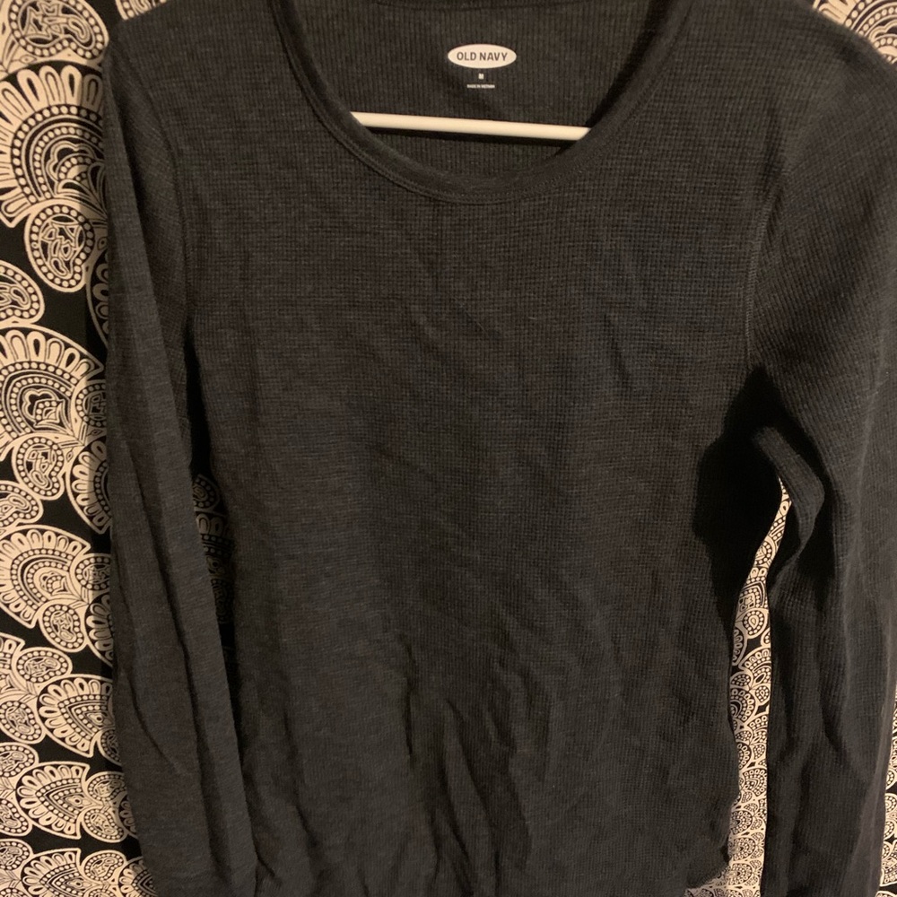 ⭐️ 2 for $15 or 3 for $20⭐️ M old navy thermal